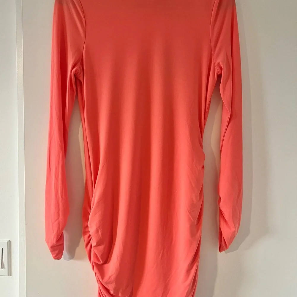 Michael Costello Molly Mini Dress in Coral - Picture 4 of 10